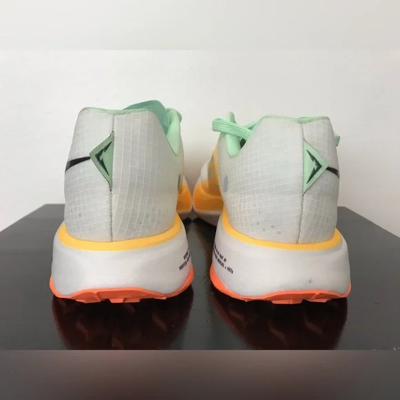 Size 10 Womens Nike ZoomX Ultrafly Trail Running Shoes White Green DZ0489-102 - Picture 5 of 8